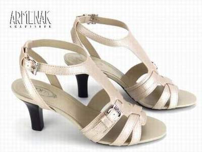 chaussures blanches homme petit talon